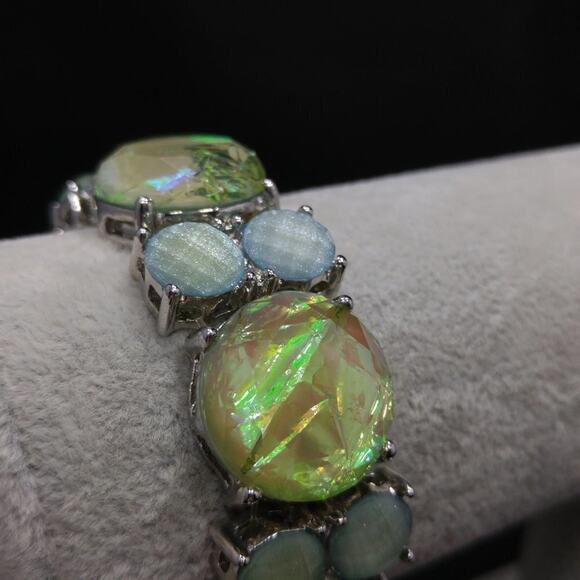 Light Green Iridescent Faceted Stretch Bracelet, 6 1/2 Inches - Picture 5 of 8